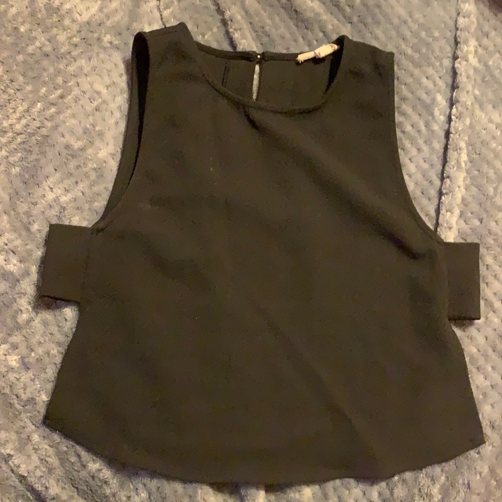 Open sided black crop top